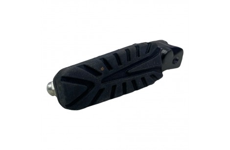PEDALIN DUKE 200 / 250 / 390 DELANTERO DERECHO ORIGINAL PEDALIN DUKE 200 / 250 / 390 DELANTERO DERECHO ORIGINAL