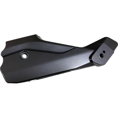 TAPA IZQUIERDA CUBRE SOPORTE PEDALIN TRASERO RKS 125 / 150 KEEWAY RENT